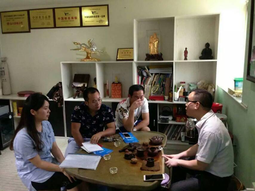 轉型做家裝，從加盟油漆代理開始
