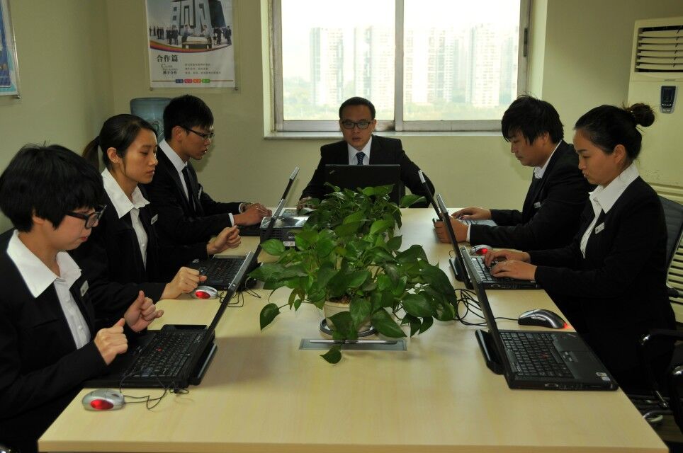 涂料加盟店做強做大的4個基本點